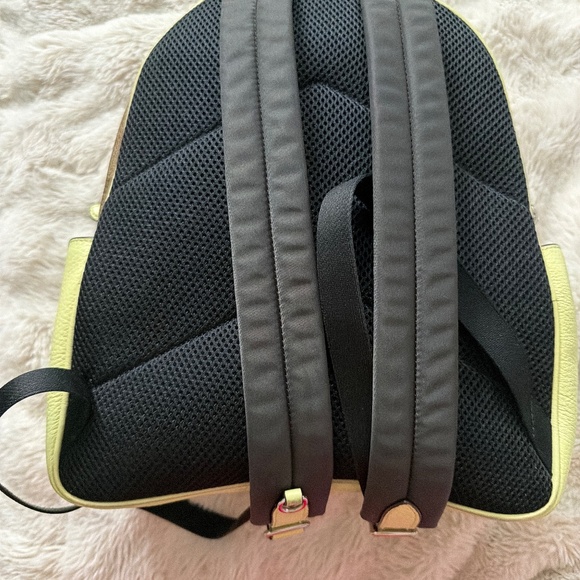Coach Court Backpack Khaki Signature Canvas Pale Lime Leather main image 5